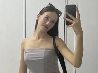 MeganCharm - Live porn &amp; sex cam - 22762069