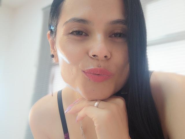 CharlotteCrofort - Élő pornó és szexkamera - 22766153