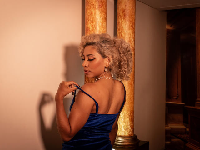 LilithWalker - Porno na żywo i seks kamera - 22768049