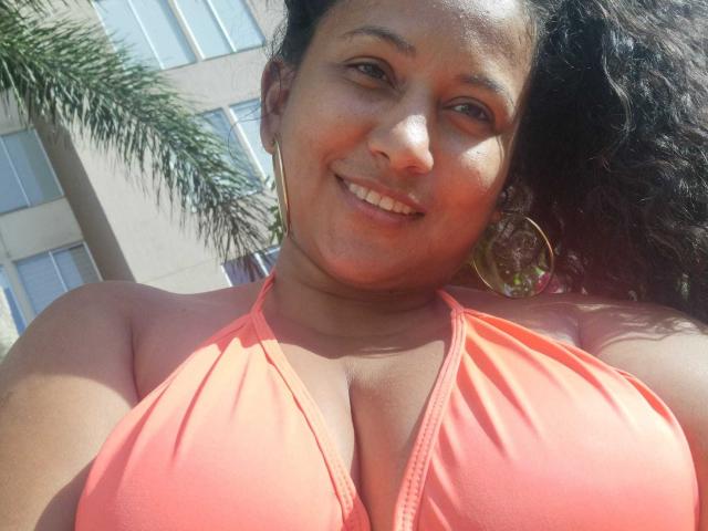 YiyaHot69 - Live porn &amp; sex cam - 22770621