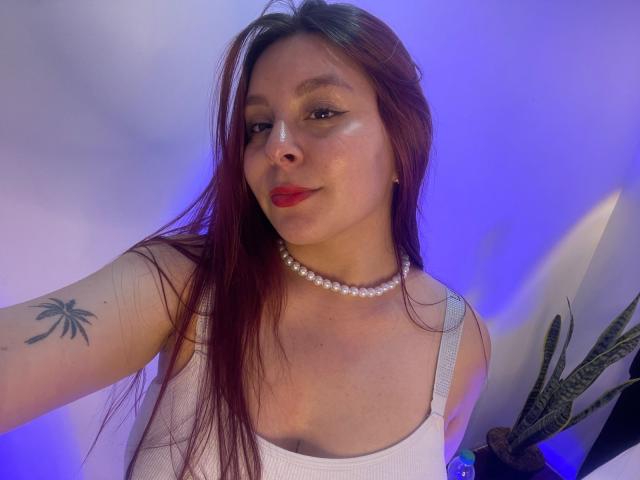 EmaJames - сексуальная веб-камера в реальном времени - 22770933