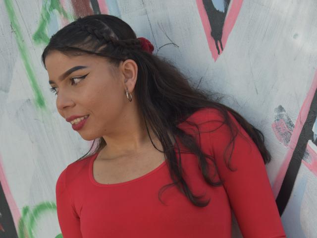 CarliinaSoussa - Live porn &amp; sex cam - 22772777