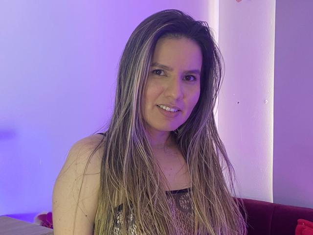 SerafinBelle - Live porn &amp; sex cam - 22772985