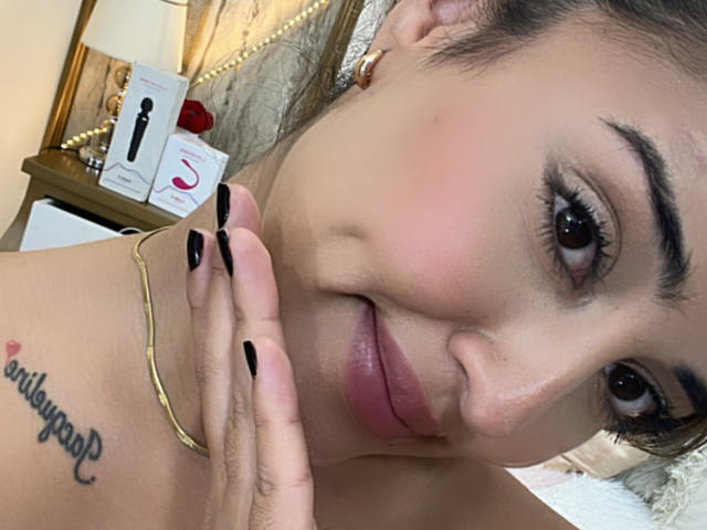 MaeCollins - Live porn &amp; sex cam - 22773577