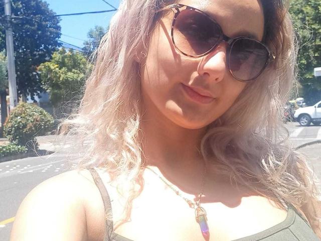 FloraSaenz - Live sex cam - 22775133