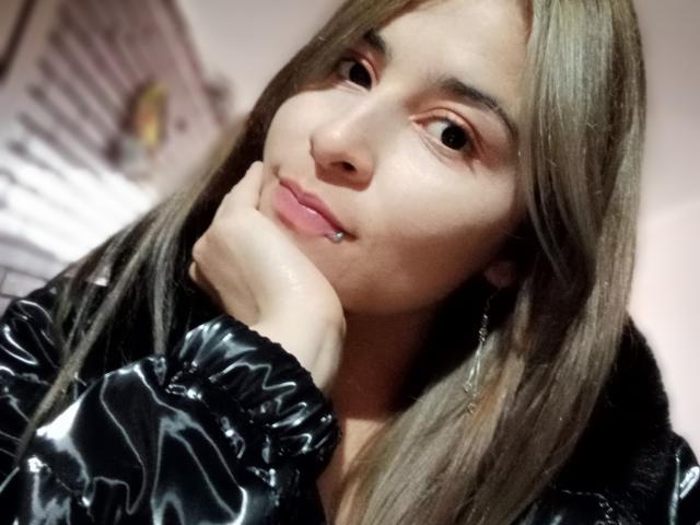 KirstenMary - Camera khiêu dâm &amp; quyến rũ trực tiếp - 22775533