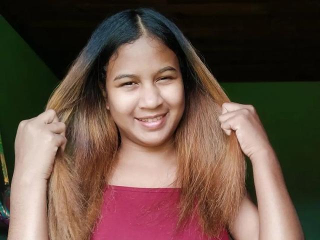 DitTaniah - сексуальная веб-камера в реальном времени - 22775945