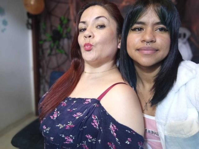 ZoeAndKataleya - Live porn &amp; sex cam - 22783389