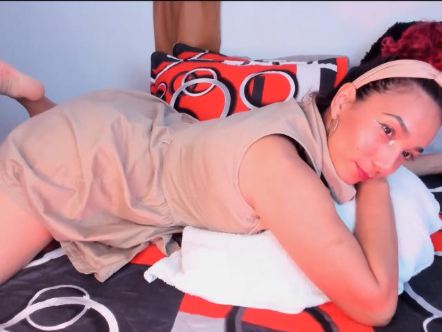 AmberDemons - Live porn &amp; sex cam - 22785745