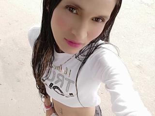 LoveliHanna - Live porn &amp; sex cam - 22787409