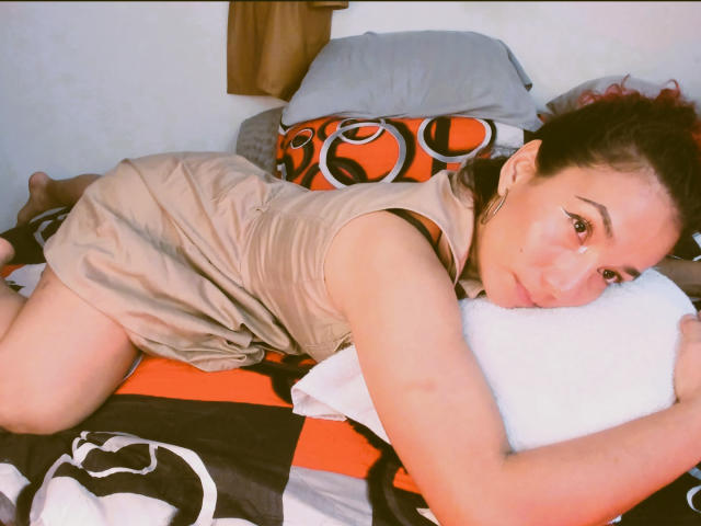 AmberDemons - Live porn &amp; sex cam - 22787477