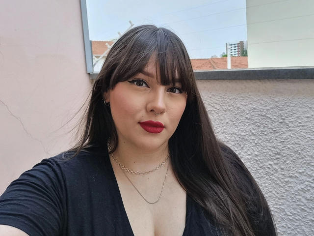 LuccaWhite-hot - Live porn &amp; sex cam - 22787905