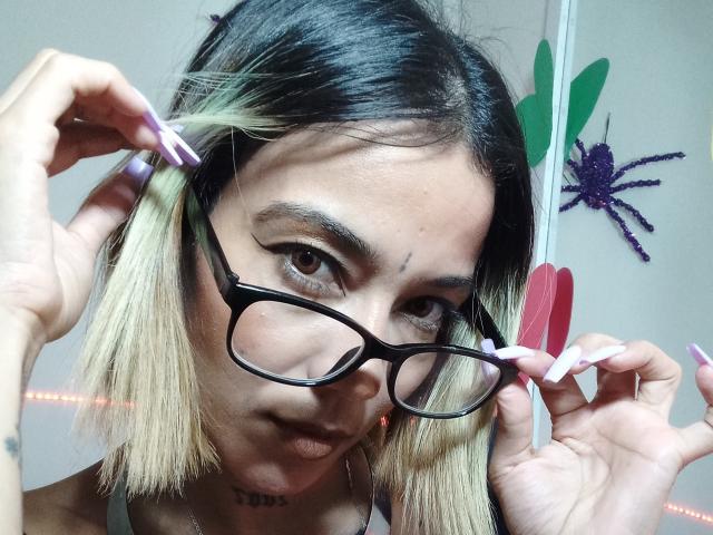 Veroo69 - Live sex cam - 22792669