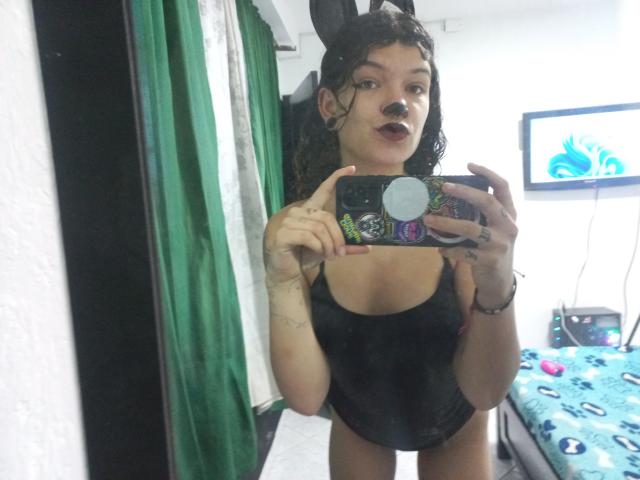 WendyBeckettX - Live porn &amp; sex cam - 22792969