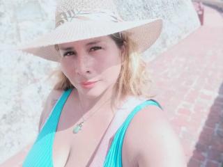 AgathaCavall - Live porn &amp; sex cam - 22793169