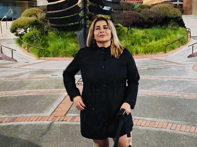 AgathaCavall - Live porn &amp; sex cam - 22793197