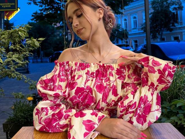 Izida - Live porn &amp; sex cam - 22796437