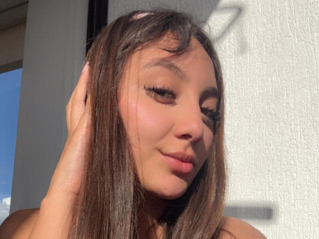 DianaFernandezz - Live porn &amp; sex cam - 22798233