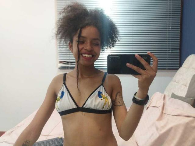 RahiaRobyn - Live Sex Cam - 22798941