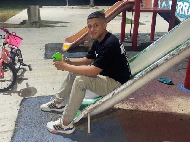 CristhianCollins - Camera khiêu dâm &amp; quyến rũ trực tiếp - 22799837