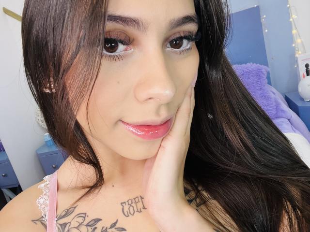 ChanelDeRosee - Live porn &amp; sex cam - 22801881