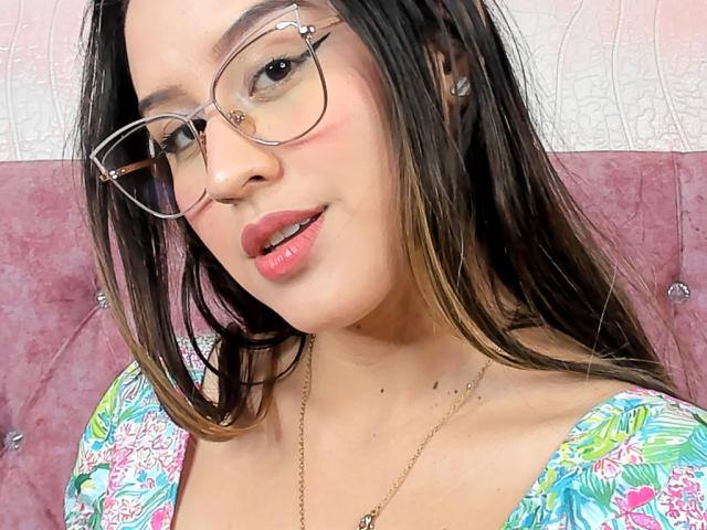 KylieSaoko - Live porn &amp; sex cam - 22802801