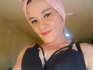 SexyHottyLuna - Live porn &amp; sex cam - 22802865