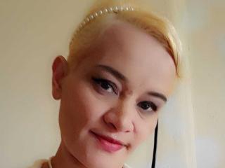 SexyHottyLuna - Live Sex Cam - 22802877