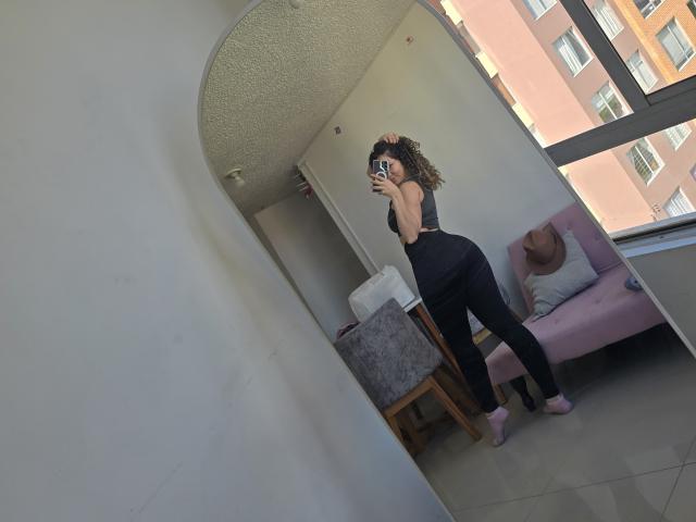 KendallPiierce69 - сексуальная веб-камера в реальном времени - 22807289
