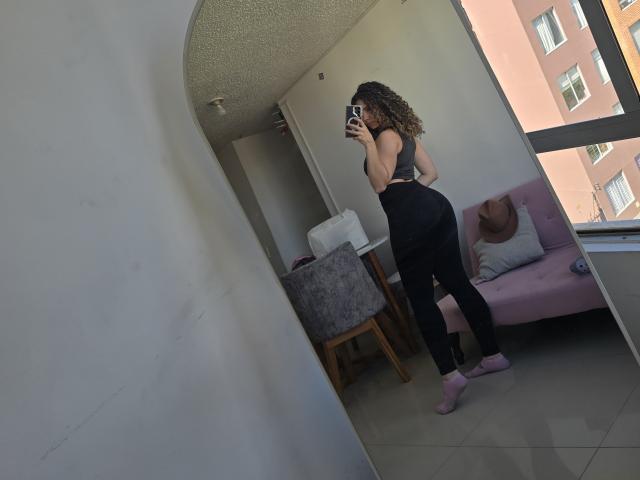 KendallPiierce69 - Live sexe cam - 22807297