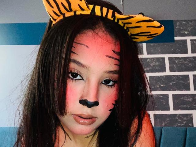 Lovingjh - Live porn &amp; sex cam - 22808929