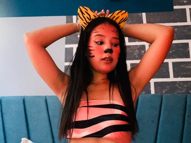 Lovingjh - Live porn &amp; sex cam - 22808937