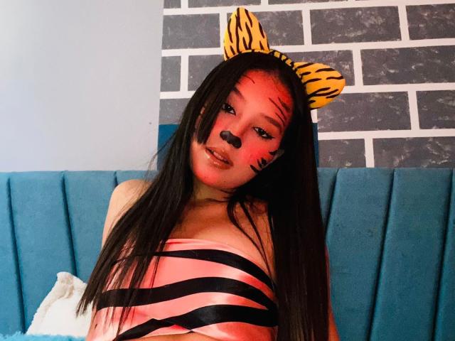 Lovingjh - Live porn &amp; sex cam - 22808953