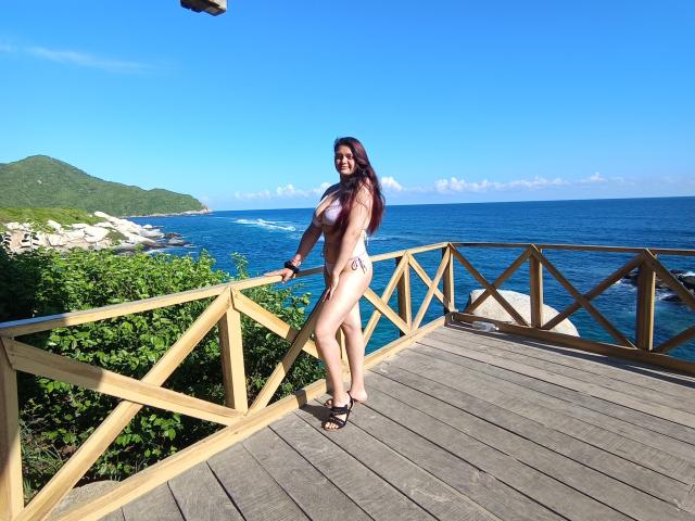 katherinLatin - פורנו בשידור חי ומצלמת סקס - 22811505