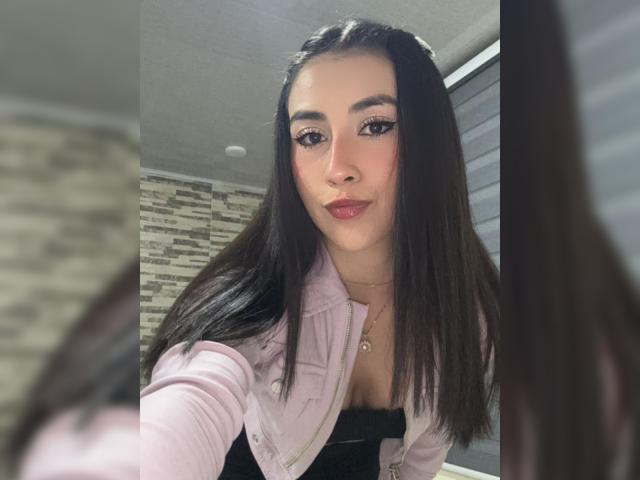 AnyaJay - Live porn &amp; sex cam - 22811681