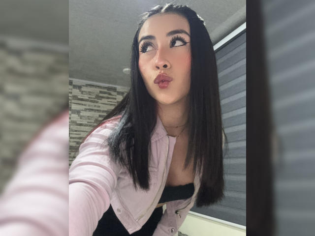 AnyaJay - Live sex cam - 22811689