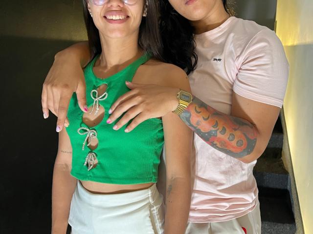 DilanAndMia - Élő pornó és szexkamera - 22812617