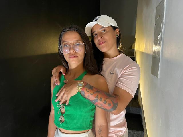 DilanAndMia - Live porn &amp; sex cam - 22812625