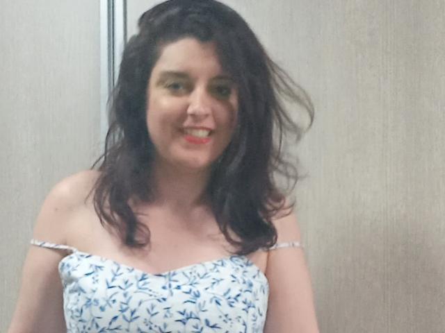 LaFrancaiseJessy - Élő pornó és szexkamera - 22814649