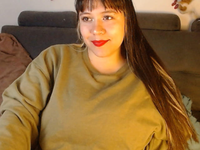 KrisGarner - 라이브 포르노 &amp; 섹스 캠 - 22817481