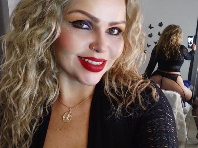 AnnaRichie - сексуальная веб-камера в реальном времени - 22819481