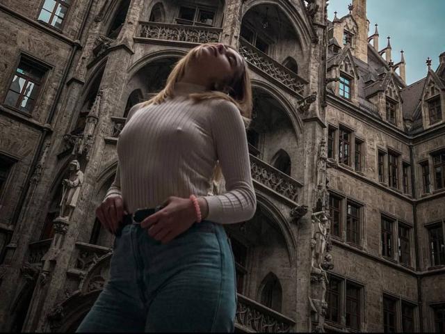 Izida - Camera khiêu dâm &amp; quyến rũ trực tiếp - 22821961