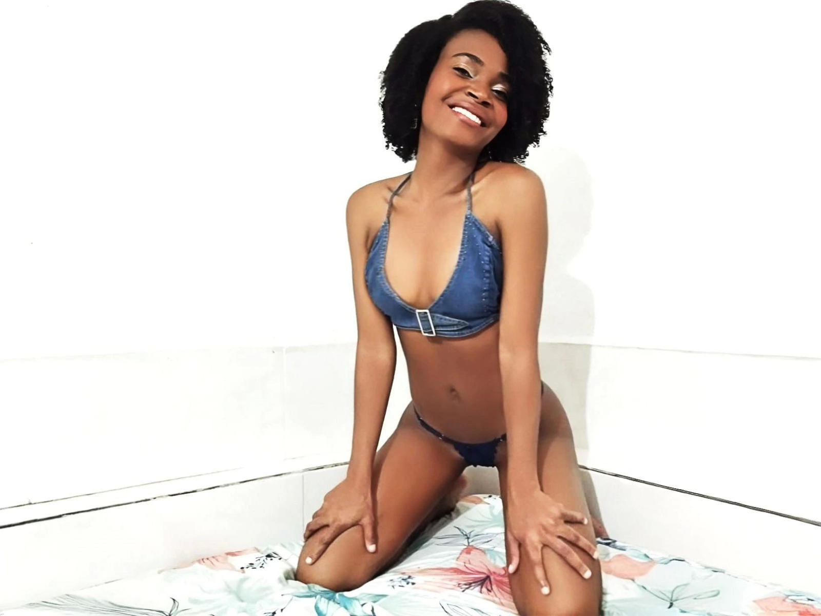 HeisseLenna-hot - Live porn &amp; sex cam - 22823221