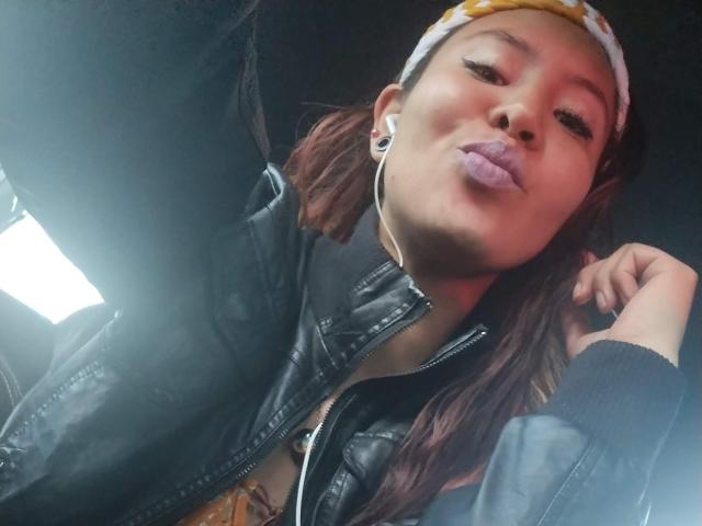 VioletCutie69 - Live porn &amp; sex cam - 22823593