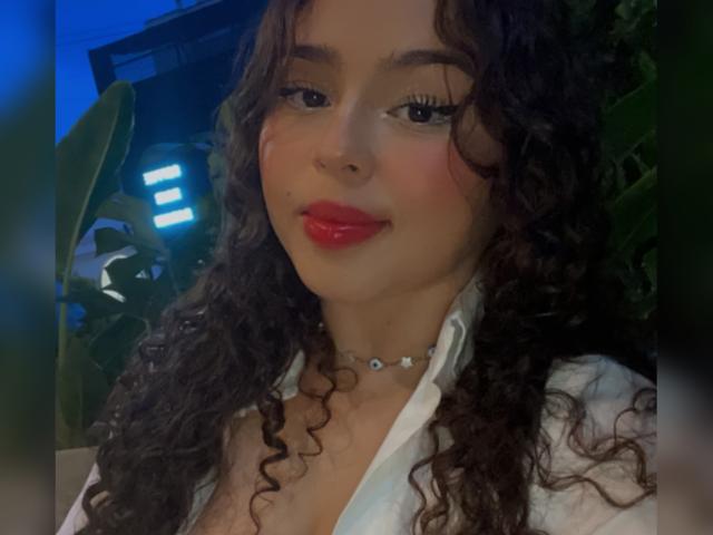 AprilBrunet - Live porno og sexkamera - 22827265