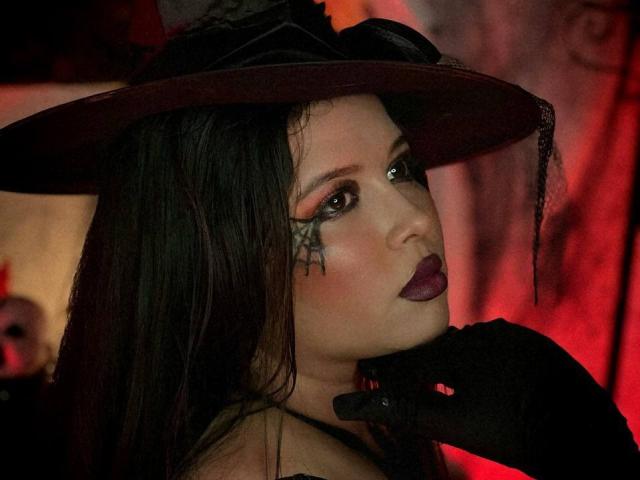 LillyBigTtock - Sexe cam en vivo - 22829017