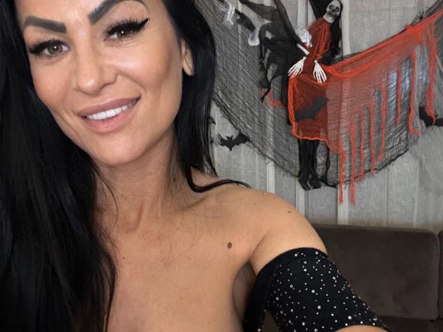 AndraD - Élő pornó és szexkamera - 22831001