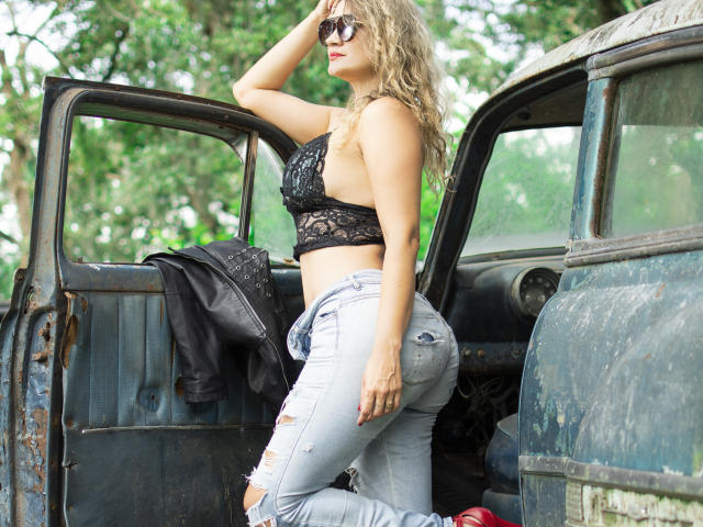 SofiaVerlek - Live porn &amp; sex cam - 22831805