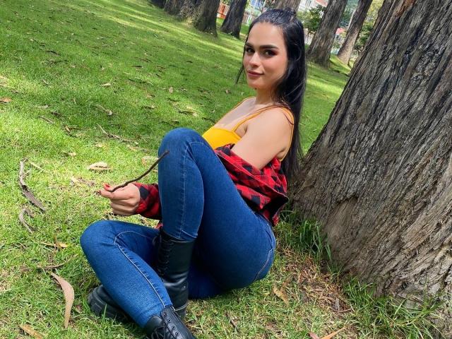 CharlotteBroownie - Live porn &amp; sex cam - 22833781