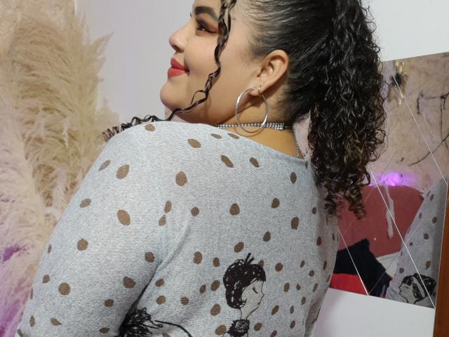 MelannieCarter - Élő pornó és szexkamera - 22835365